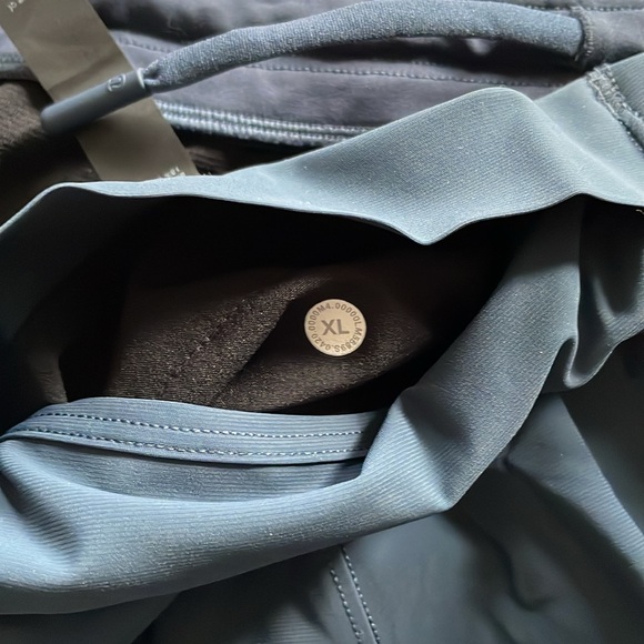 Lululemon Men’s Surge jogger pants 29” XL - Picture 9 of 10